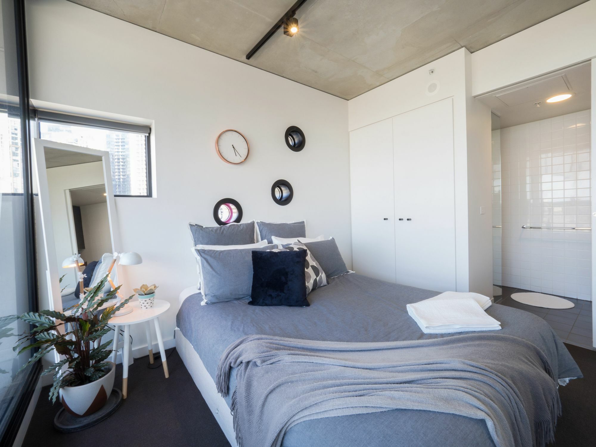 Littlestay Sturt - 2 Bedroom Aptm メルボルン エクステリア 写真