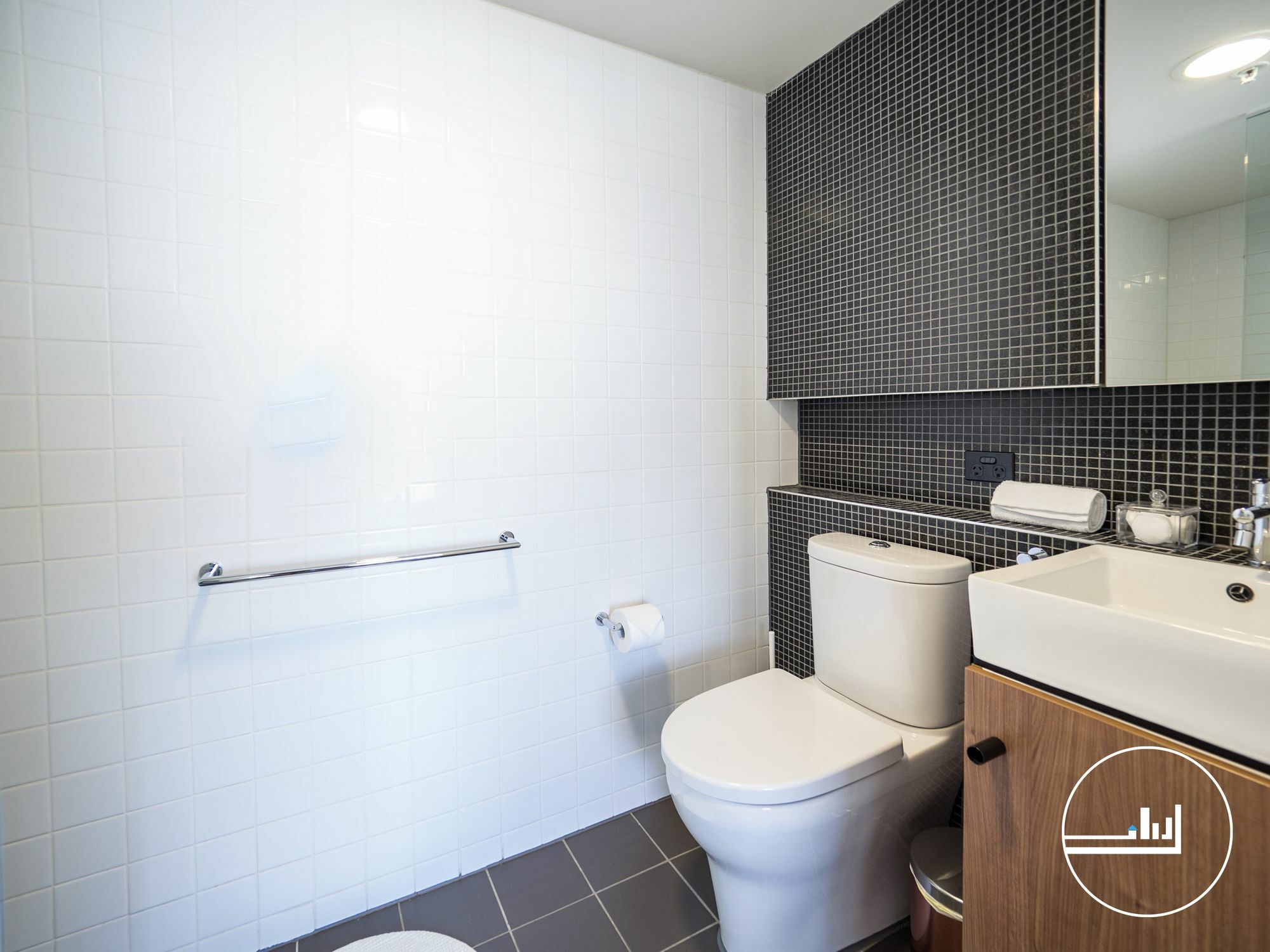 Littlestay Sturt - 2 Bedroom Aptm メルボルン エクステリア 写真